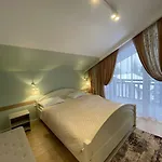 Lägenhet Horizon Apartmens Jablunytsja