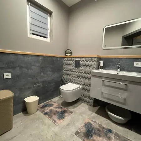 Horizon Apartmens 아파트 야블루니츠야